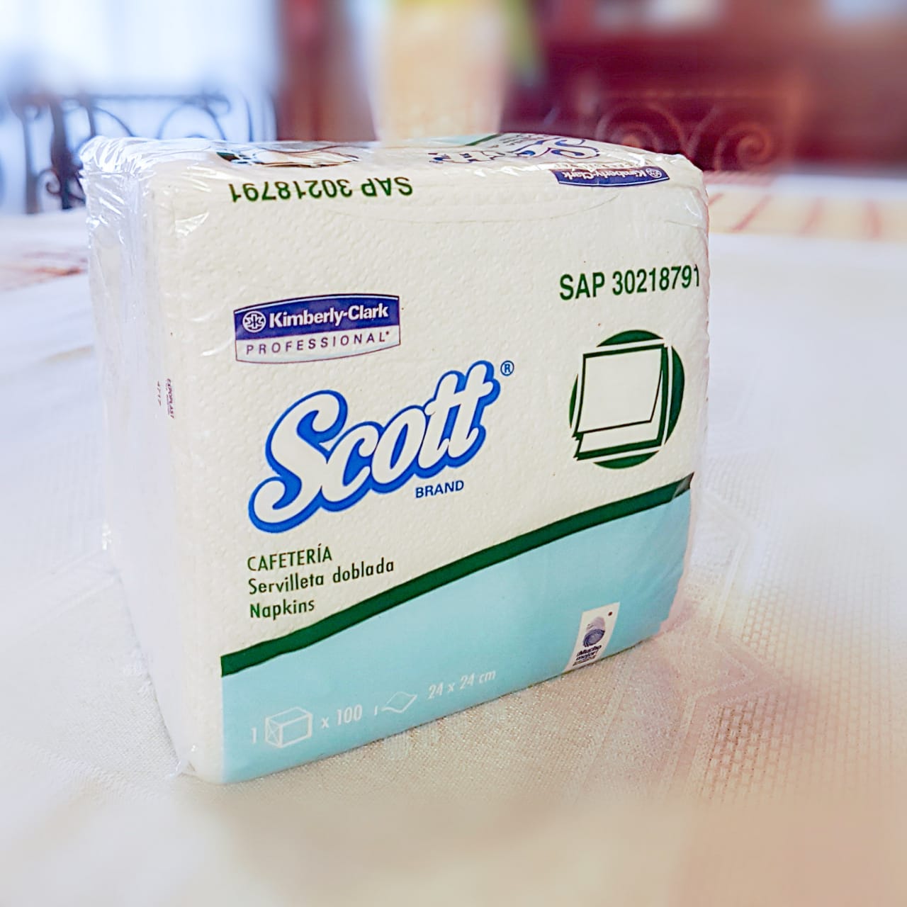 servilleta scott cuadrada 25x25 al por mayor en quito distribuidor ippo ecuador kimberly clark